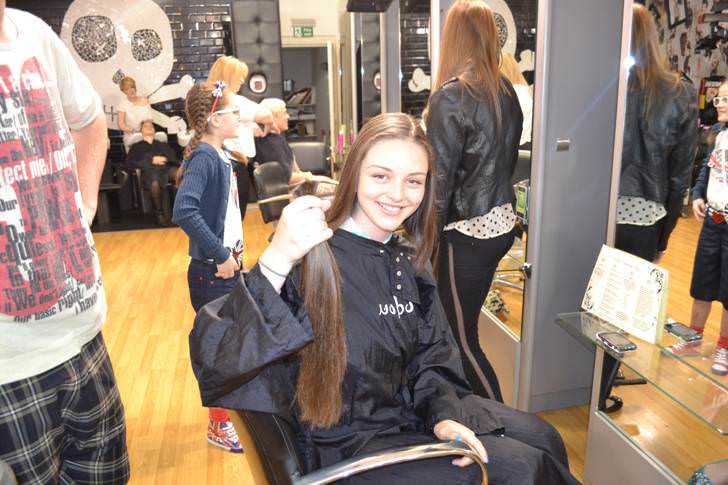Chantelle Day – Cutting her locks for charity
